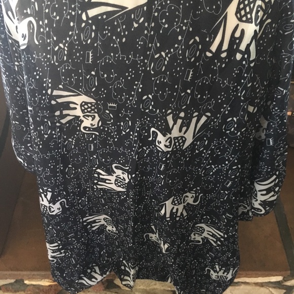 lightweight Dark Blue/Gray Elephant Kimono NWT - Picture 5 of 5